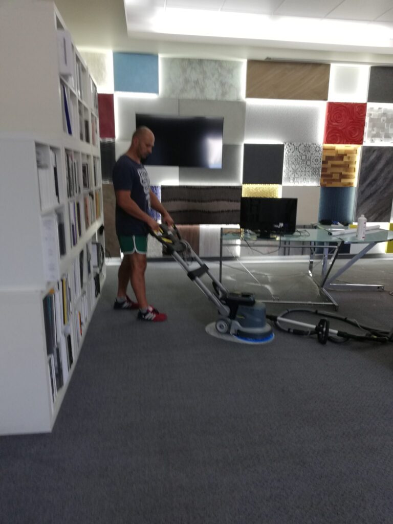 czyszczenie wykładzin w biurach Żory