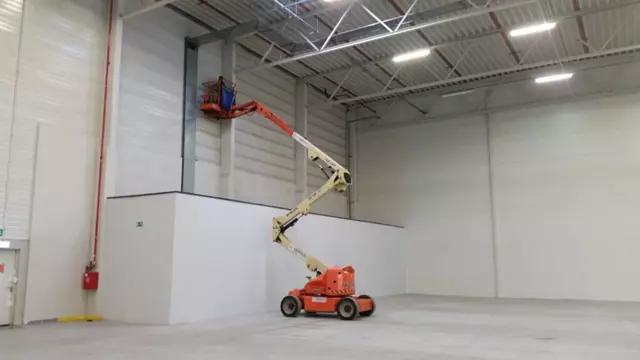 SPRZĄTANIE OBIEKTÓW PRZEMYSŁOWYCH